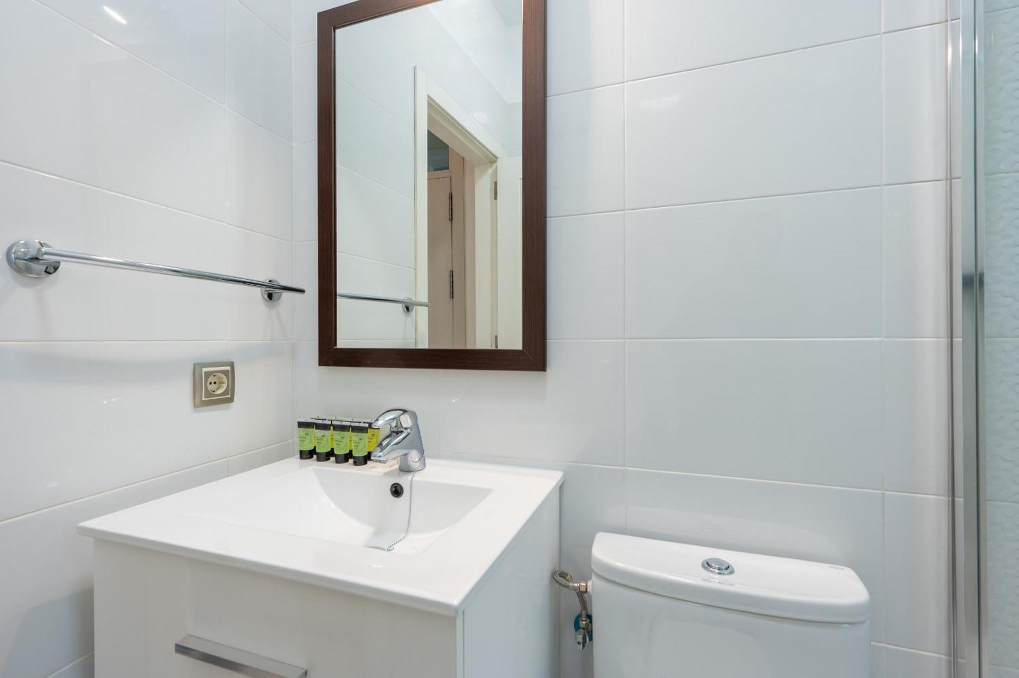 San Julian Apartment Sevilla Eksteriør billede